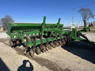 Great Plains SOLID STAND 2000