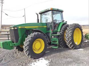 John Deere 8400