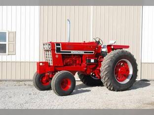 1976 International 1466