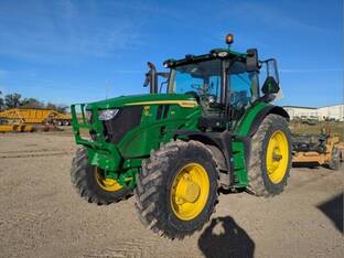 2023 John Deere 6R 155