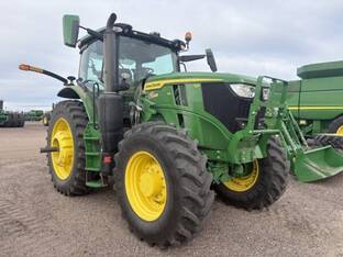 2024 John Deere 6R 195