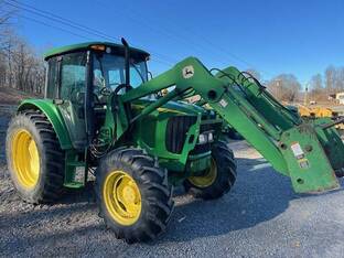 John Deere 6415