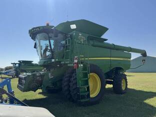 2017 John Deere S680