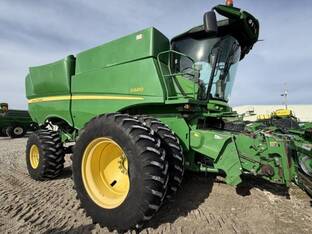 2012 John Deere S680