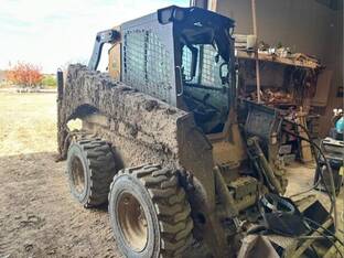 2020 John Deere 330G