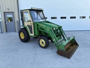 1999 John Deere 4200