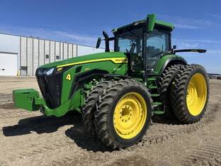 2024 John Deere 8R 250