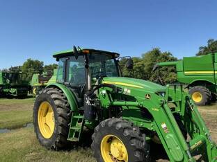 2018 John Deere 6120E