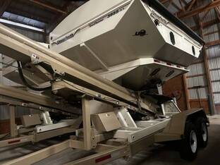 2021 Unverferth 3955XL