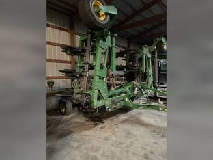 2013 John Deere 2510H