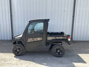 2022 John Deere GATOR XUV 835R