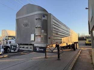 2012 Travis 42 FT TRI-AXLE DUMP