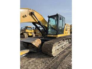 2019 Caterpillar 330