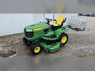 2023 John Deere X750