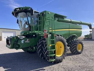 2024 John Deere S780