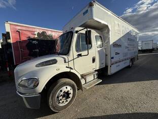 2011 Freightliner BUSINESS CLASS M2 106