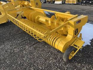 2000 New Holland 29P