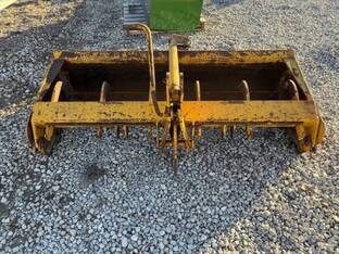 Massey-Ferguson MF18