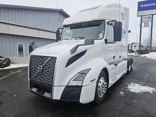 2020 Volvo VNL64T760
