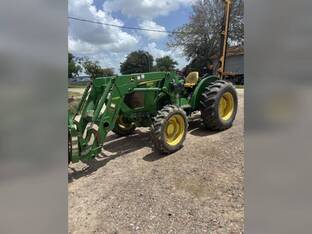 2015 John Deere 5055E