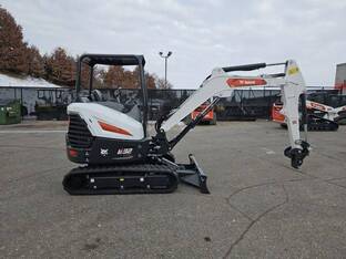 2026 Bobcat E32