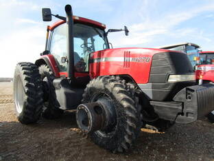 Case IH MX270