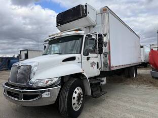 2009 International DURASTAR 4300
