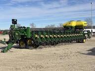 2010 John Deere DB90