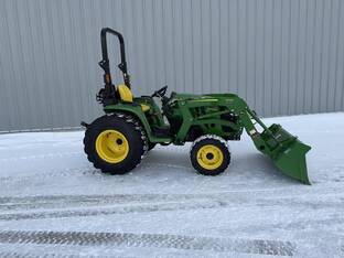 2025 John Deere 3032E