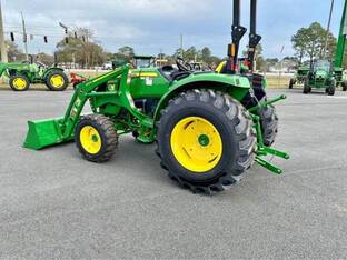 2025 John Deere 4052M