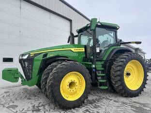 2023 John Deere 8R 340