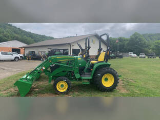 2025 John Deere 3033R