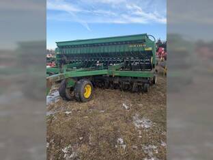 2000 John Deere 1560