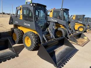 2024 John Deere 320G