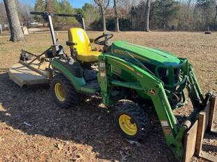 2018 John Deere 1025R