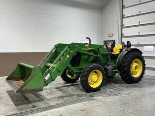 2013 John Deere 5085M