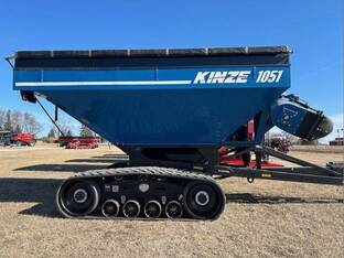 2019 Kinze 1051