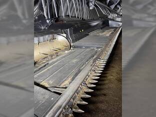 2020 MacDon Industries FD145