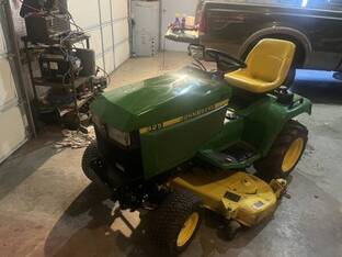 2001 John Deere 425