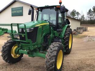 2025 John Deere 6105E