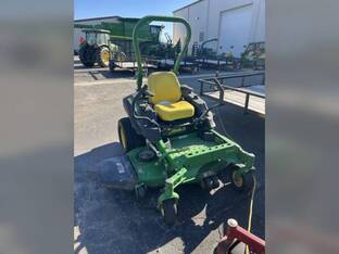 2017 John Deere Z915E
