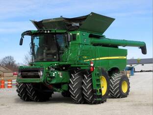 2022 John Deere S790