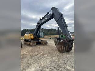 2017 John Deere 350G LC