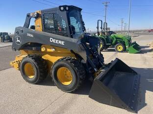 2023 John Deere 332G