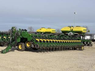 2019 John Deere DB80