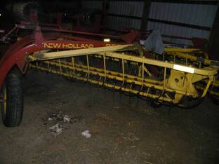 2013 New Holland ROLABAR 258