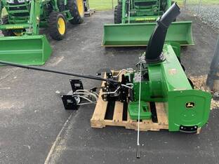 2023 John Deere 44IN