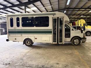 2016 Chevrolet EXPRESS 4500