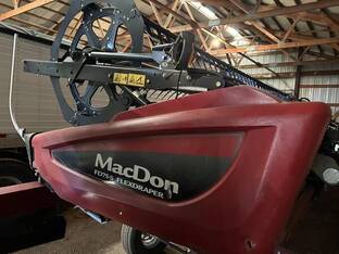 2016 MacDon Industries FD75