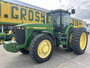 1998 John Deere 8300